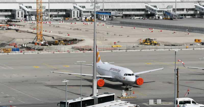 Airport transfer to Zurich Airport (ZRH), Switzerland from Frankfurt Airport