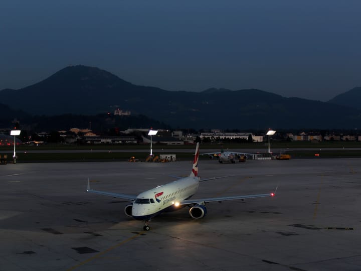 Salzburg Airport (SZG), Österreich