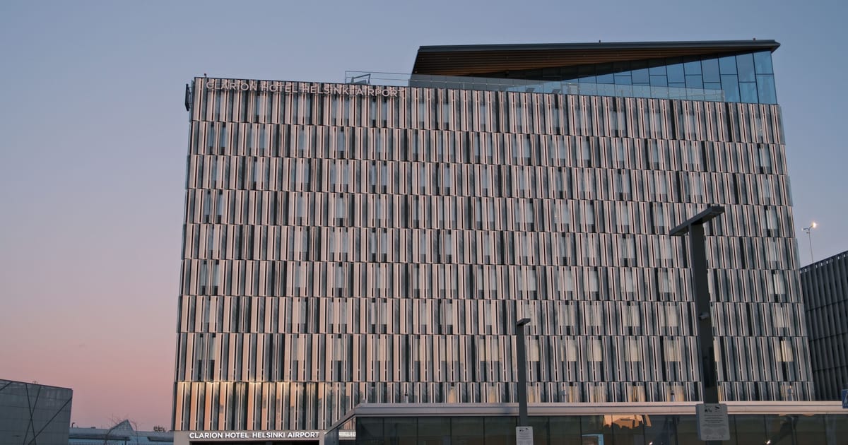 Best Hotels Near Frankfurt Airport 2026 | FrankfurtRide