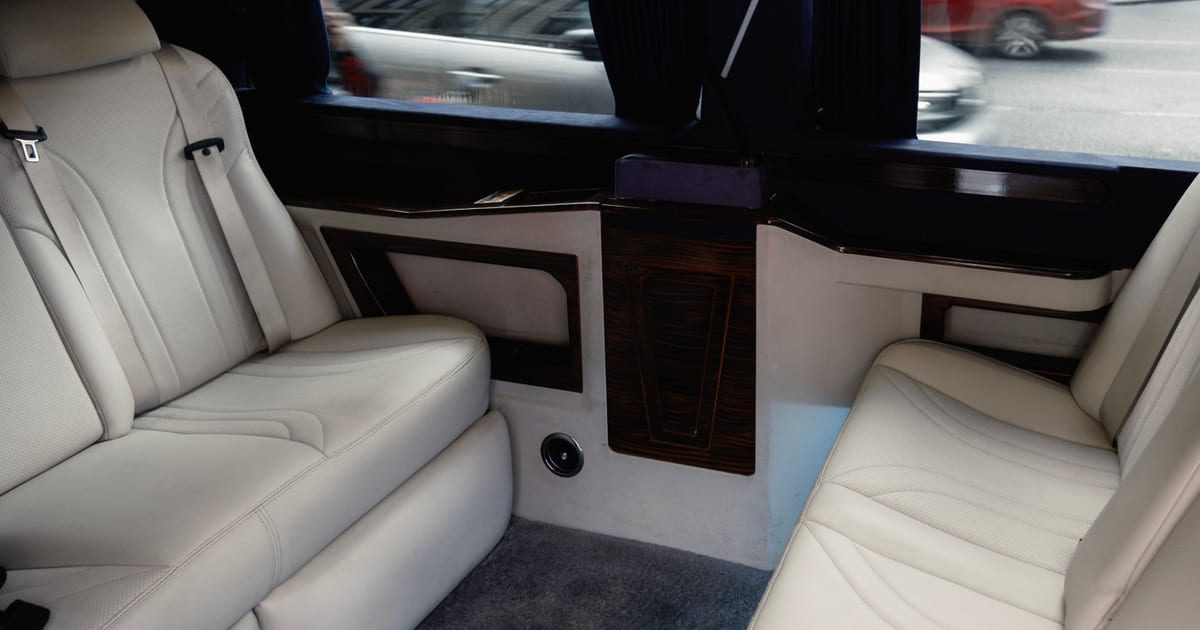 First Class Chauffeur Service in Frankfurt | FrankfurtRide