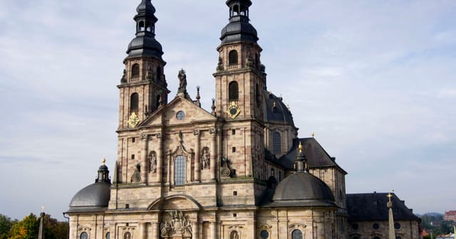 Frankfurt Flughafen nach Fulda: Transfer-Ratgeber