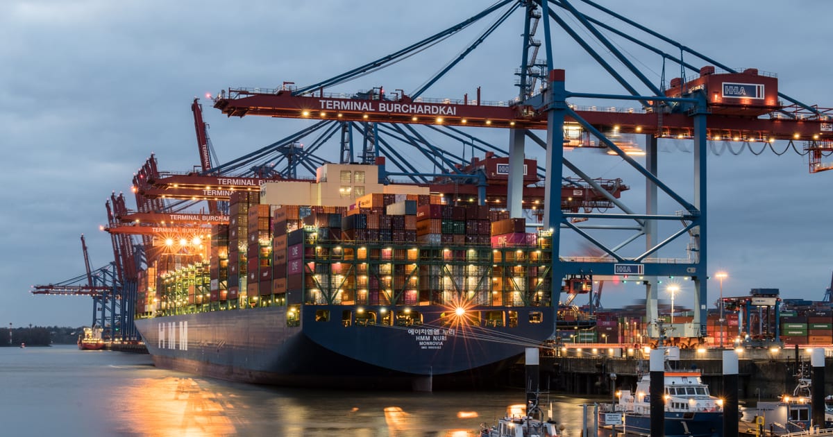 Frankfurt Airport to SMM Hamburg Transfer Guide | FrankfurtRide