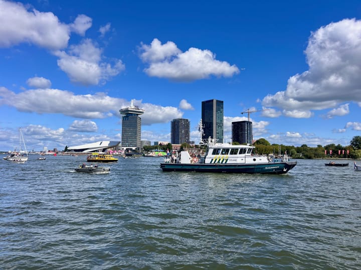 Privater Transfer Frankfurt Flughafen nach Amsterdam Cruise Port