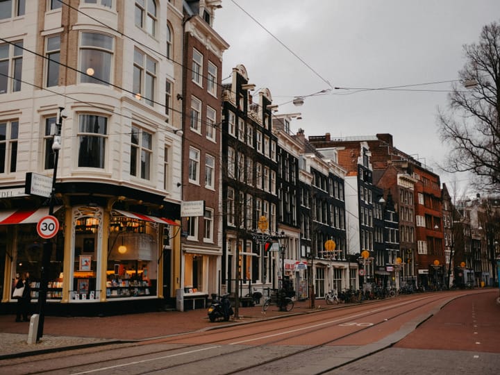 Flughafentransfer Amsterdam — häufige Fragen