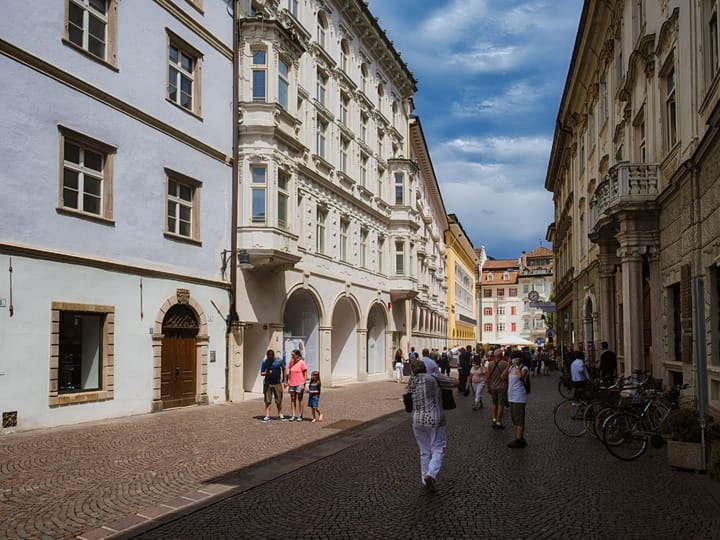 Flughafentransfer Bolzano — häufige Fragen