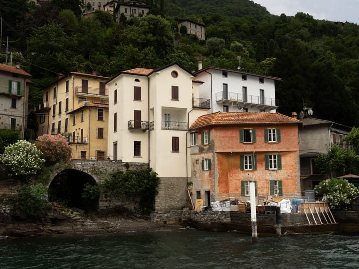 Lake Como airport transfer — frequently asked questions
