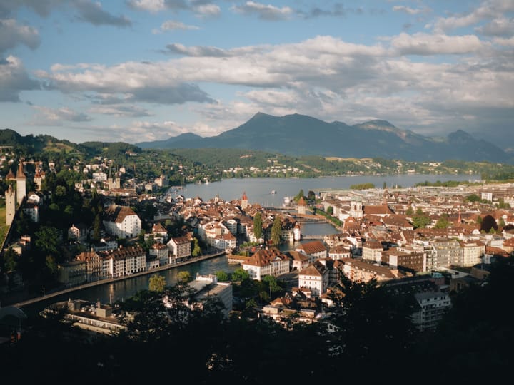 Flughafentransfer Lucerne — häufige Fragen
