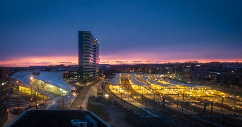 Flughafentransfer nach Arnhem, Niederlande