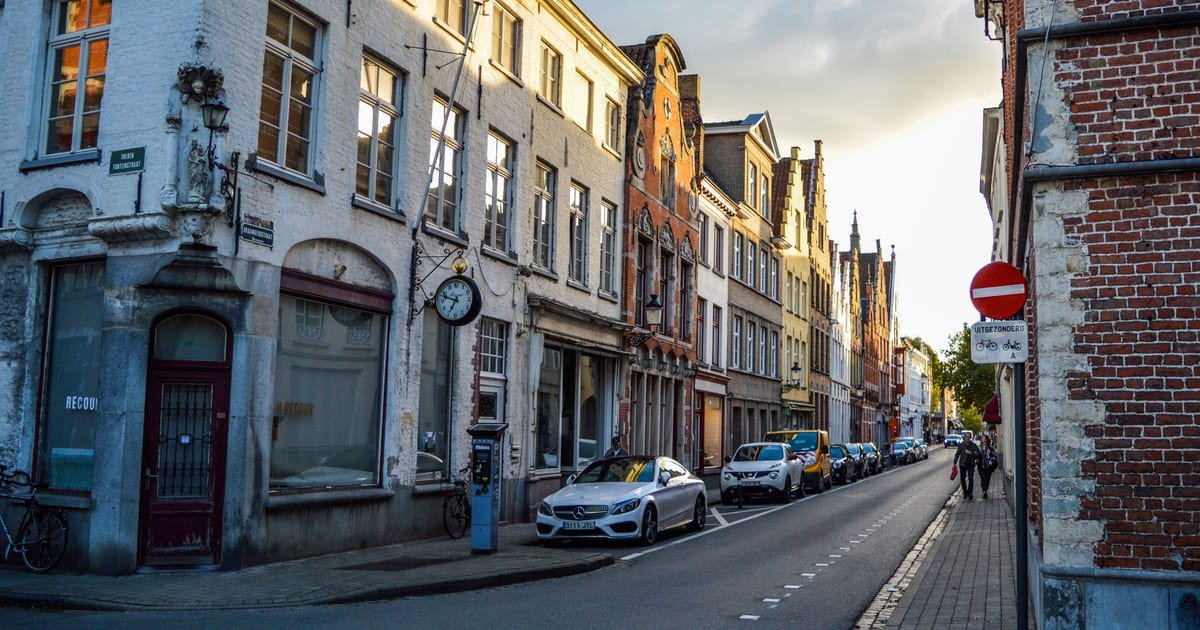 Flughafentransfer nach Bruges, Belgien