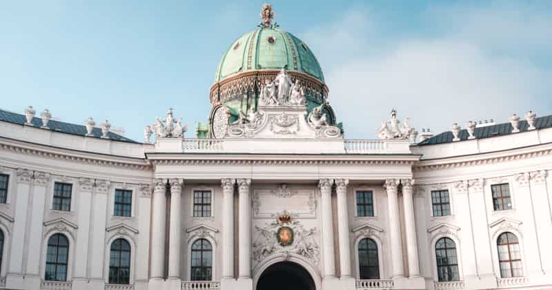 Airport transfer to Vienna, Austria from Frankfurt Airport