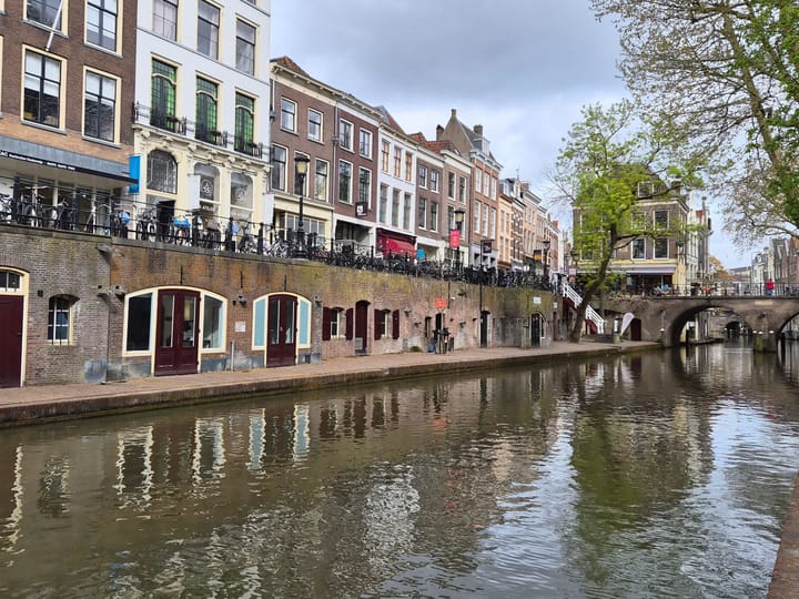 Utrecht airport transfer — frequently asked questions