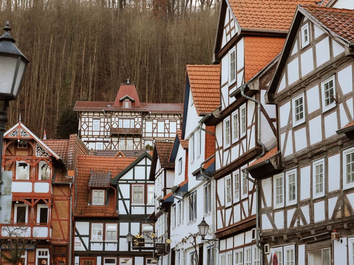 Bad Bergzabern airport transfer — frequently asked questions