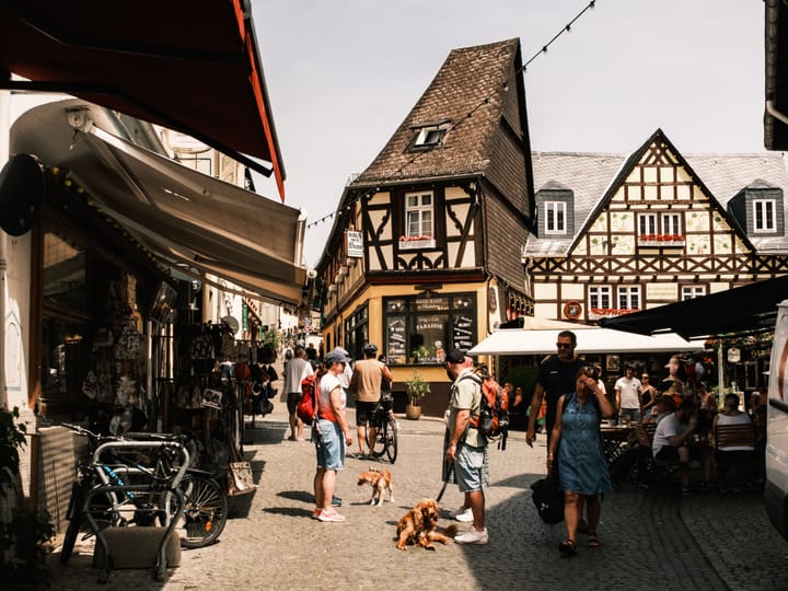 Breisach am Rhein airport transfer — frequently asked questions