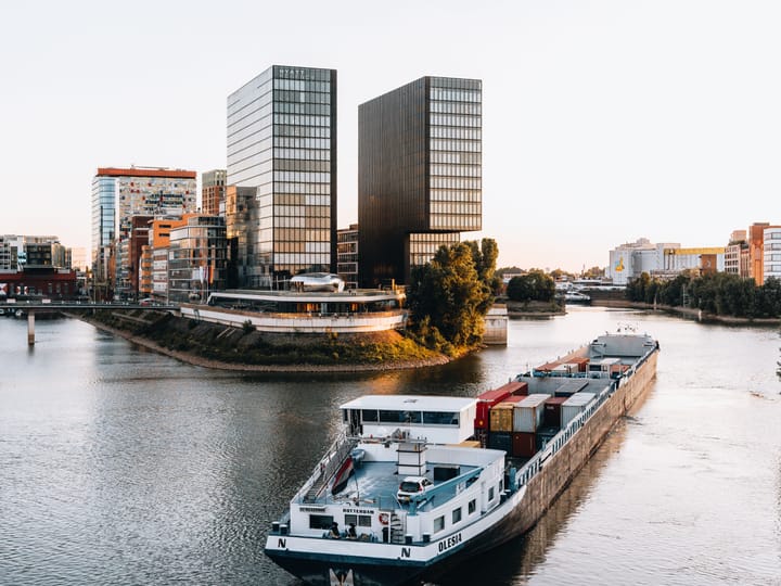 Privater Transfer Frankfurt Flughafen nach Düsseldorf