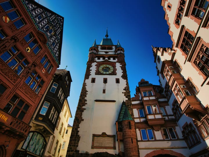 Flughafentransfer Freiburg — häufige Fragen