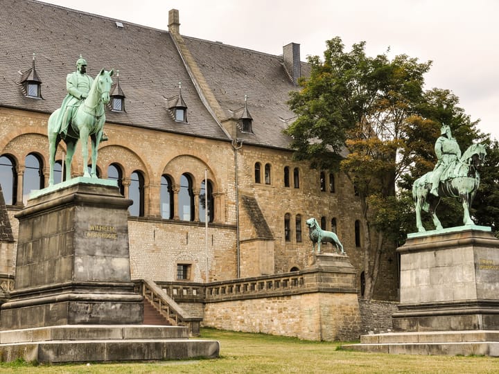 Flughafentransfer Goslar — häufige Fragen