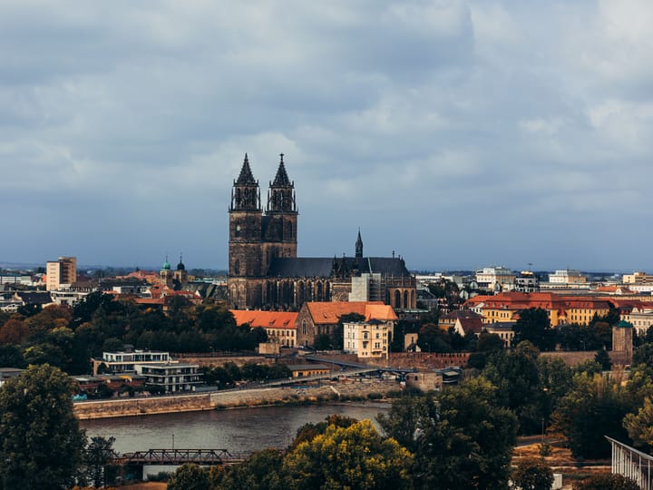 Flughafentransfer Magdeburg — häufige Fragen