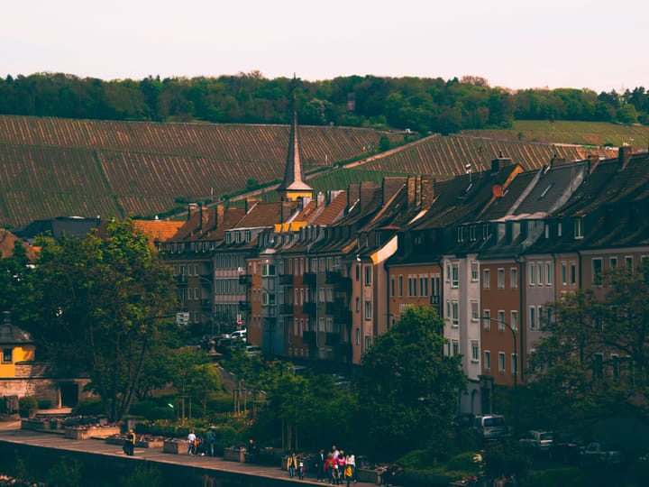 Flughafentransfer nach Miltenberg, Deutschland