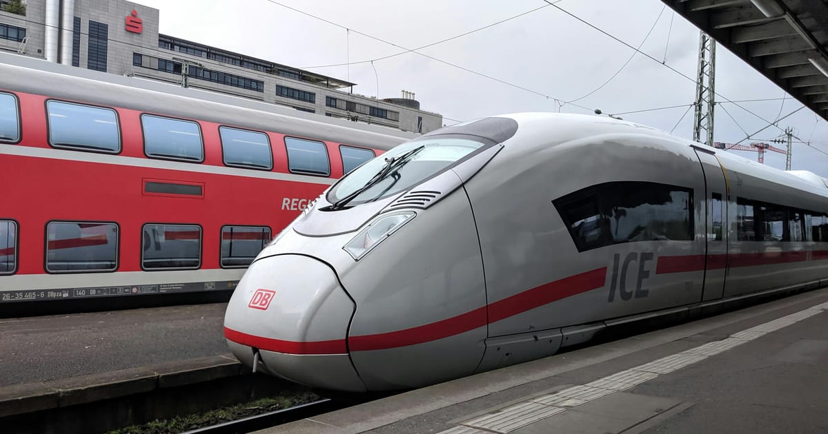 Flughafentransfer nach Cologne, Deutschland