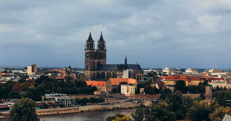 Flughafentransfer nach Magdeburg, Deutschland