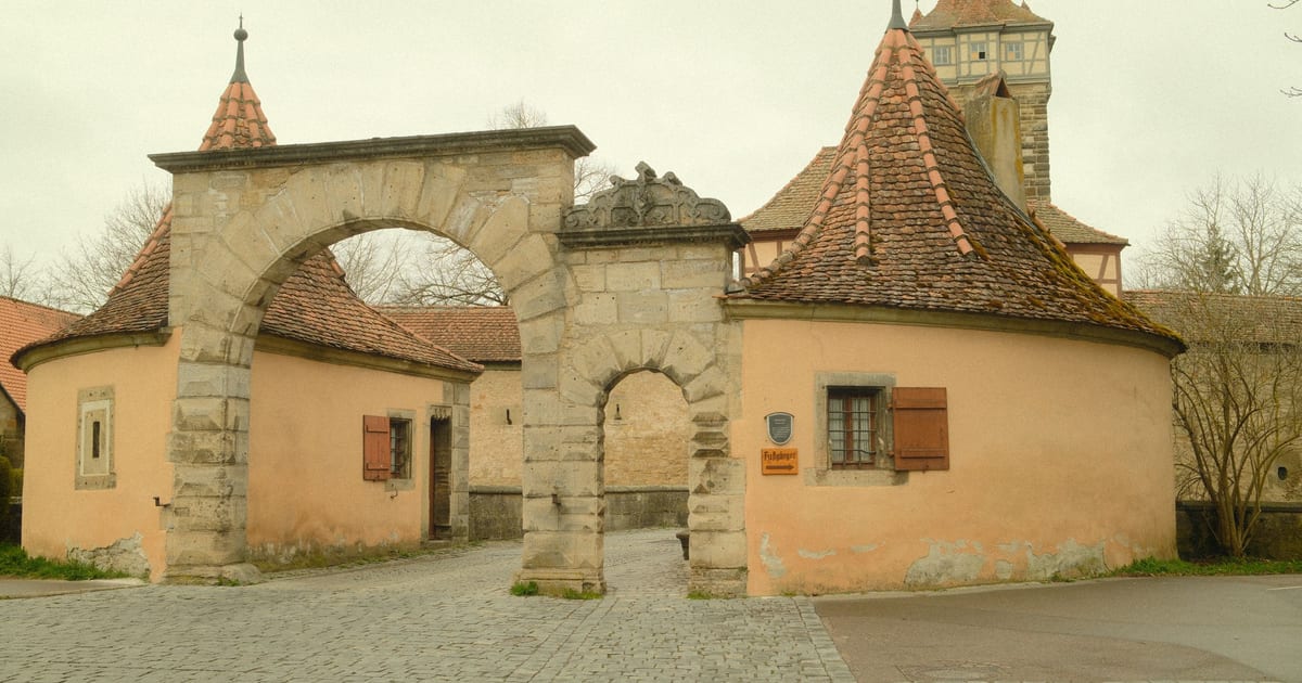 Flughafentransfer nach Rothenburg ob der Tauber, Deutschland