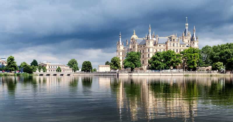 Airport transfer to Schwerin, Germany from Frankfurt Airport