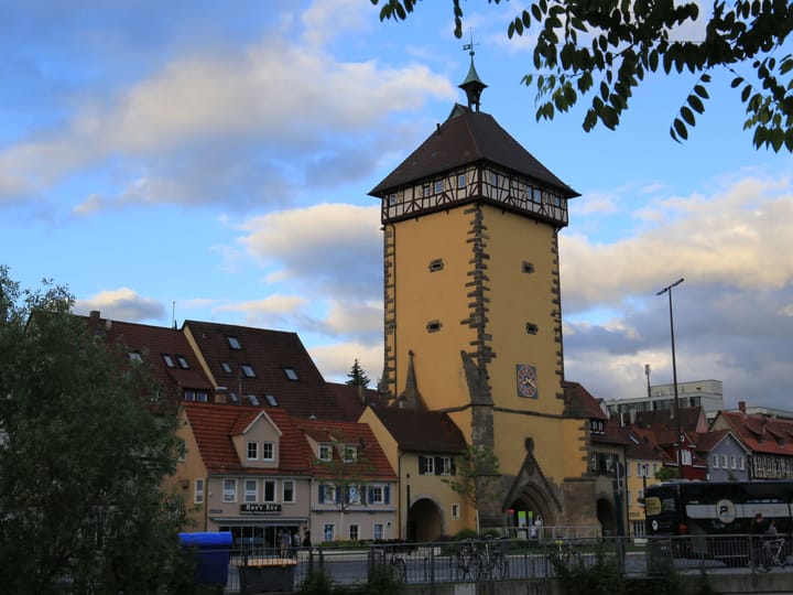 Flughafentransfer Reutlingen — häufige Fragen