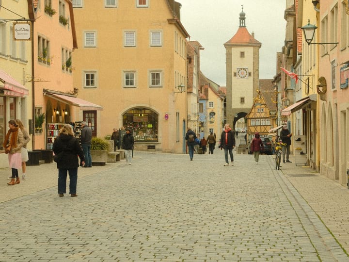 Flughafentransfer Rothenburg ob der Tauber — häufige Fragen