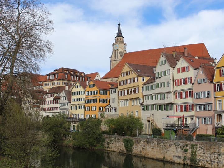 Flughafentransfer Tübingen — häufige Fragen