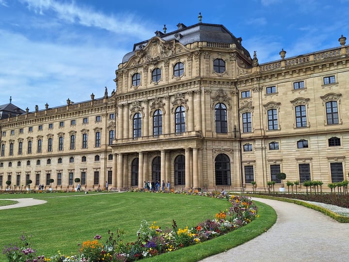 Privater Transfer Frankfurt Flughafen nach Würzburg